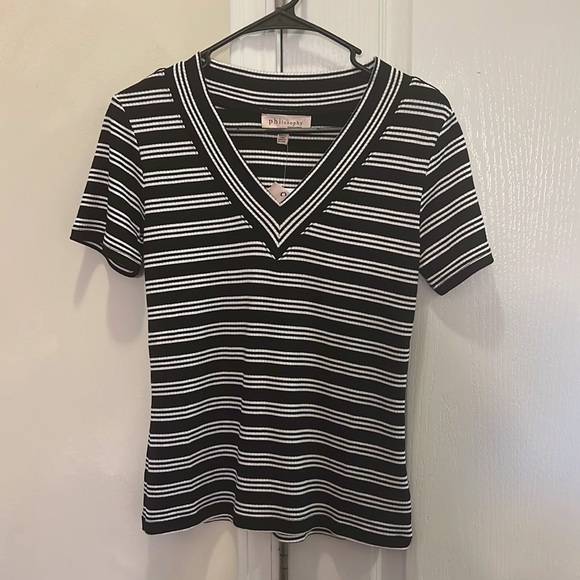 Philosophy Republic V Neck Striped Top Black and White Size Small NWT - Picture 2 of 10